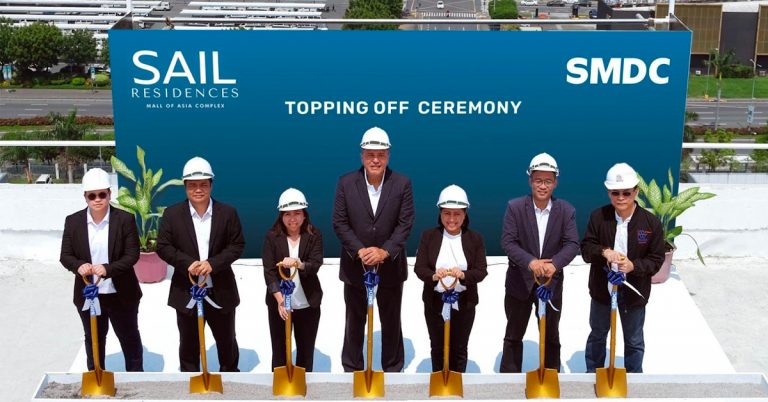 SMDC celebrates the topping-off of Sail Residences
