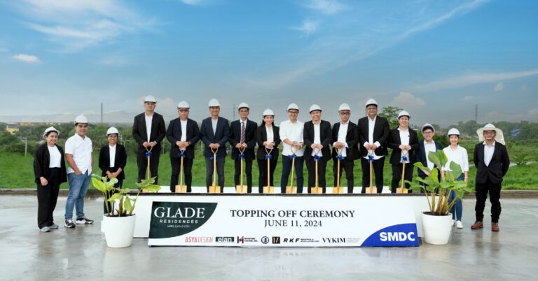 Glade Residences Celebrates Topping Off Ceremony
